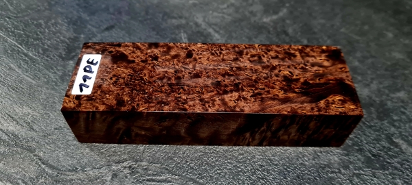Stabilized brown curly birch (11PE)